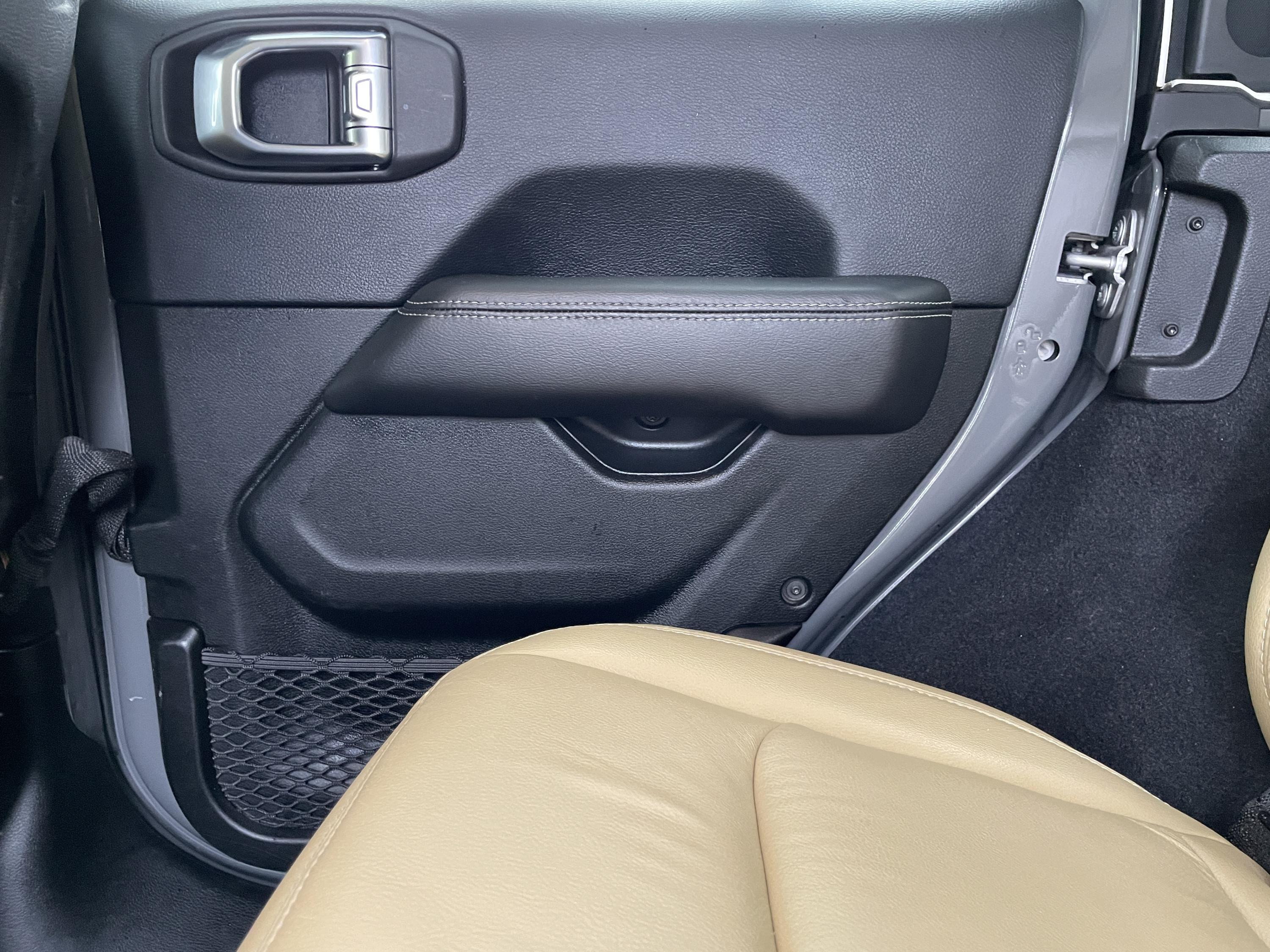 2019 Jeep Wrangler Unlimited Rubicon photo 16