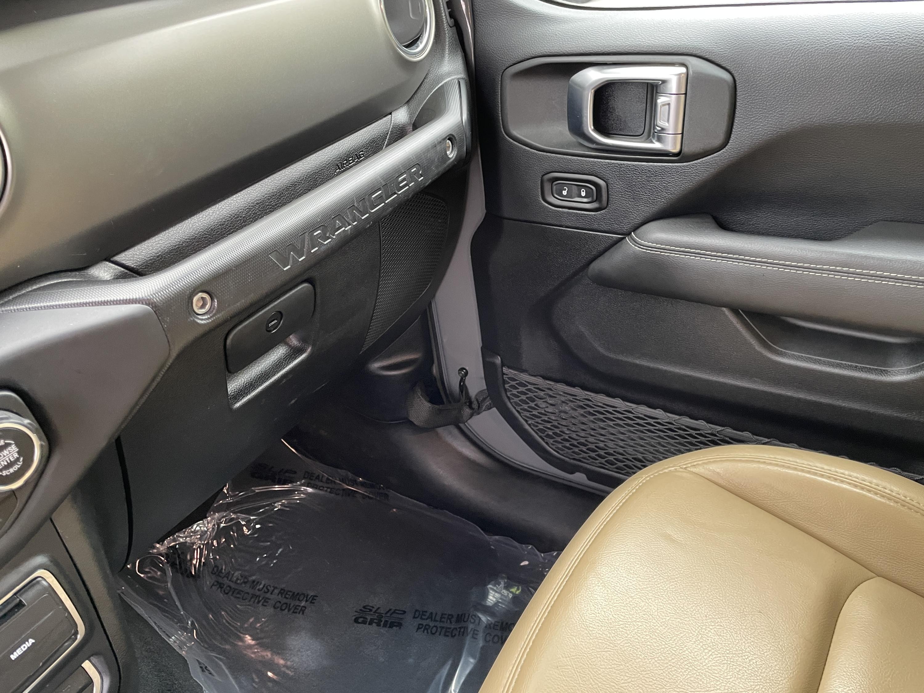 2019 Jeep Wrangler Unlimited Rubicon photo 20