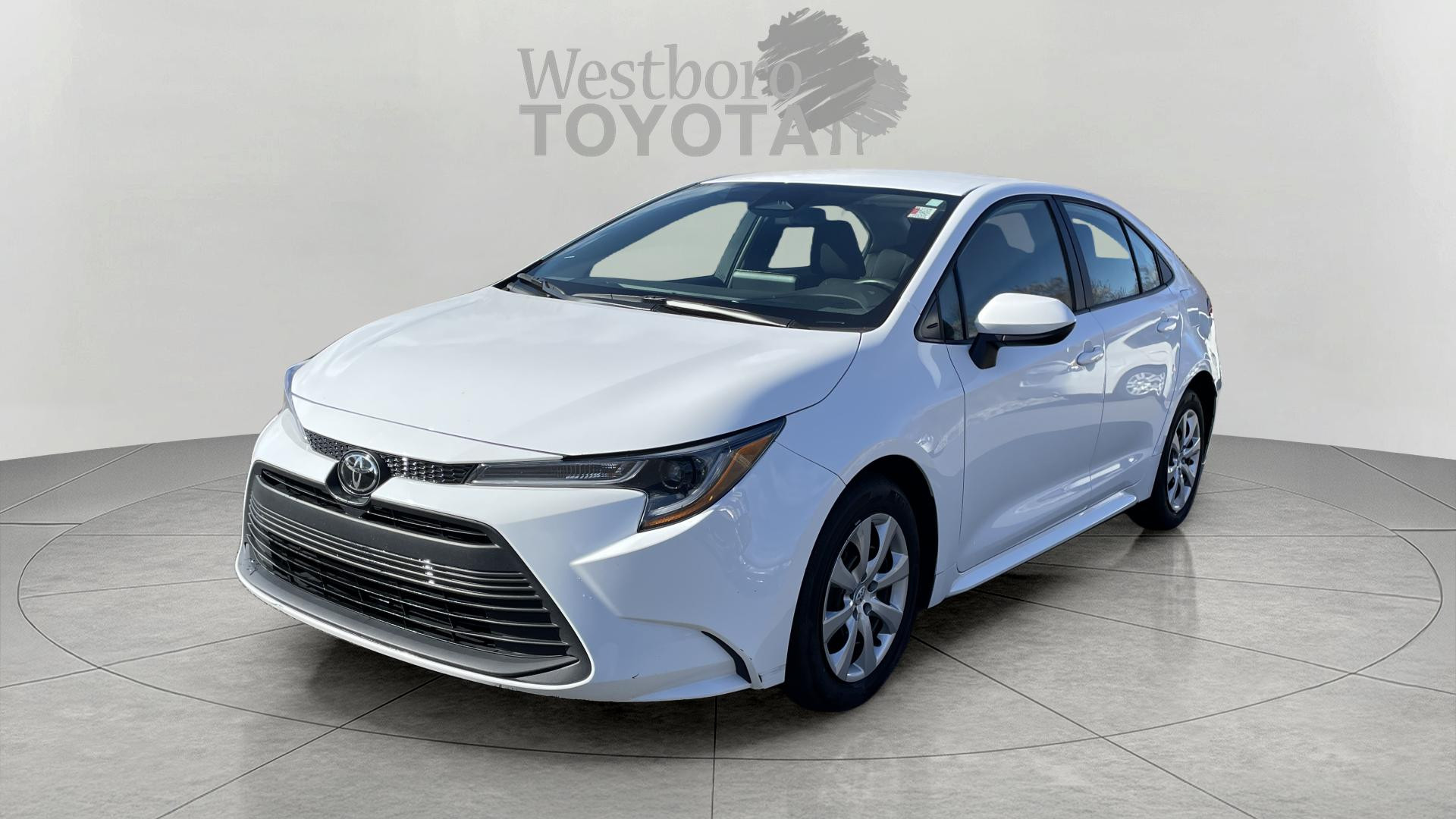 2023 Toyota Corolla LE photo 3