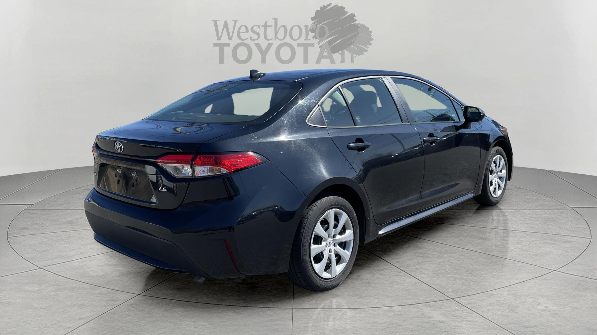 2022 Toyota Corolla LE photo 7