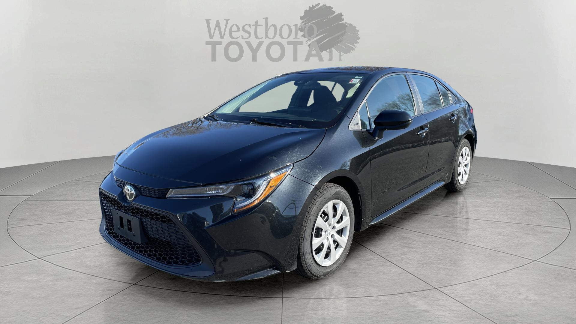 2022 Toyota Corolla LE photo 3