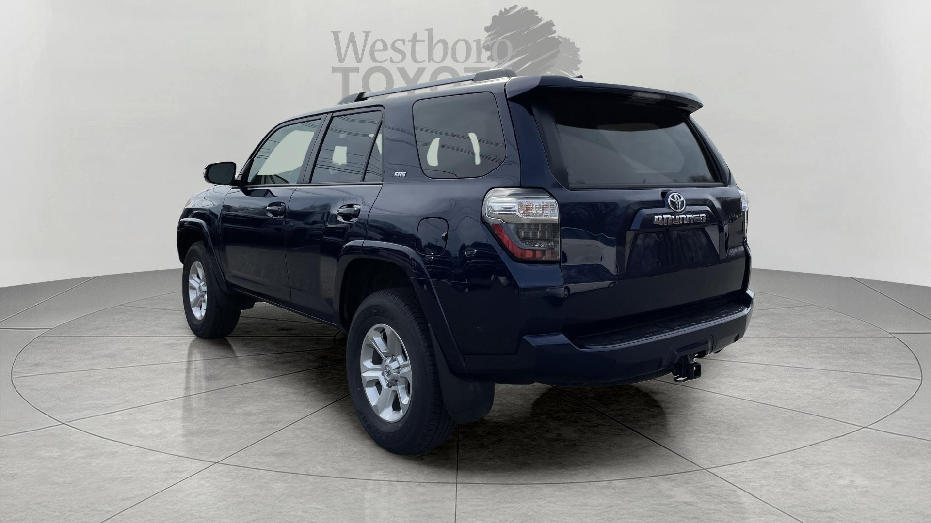 2024 Toyota 4Runner SR5 photo 5