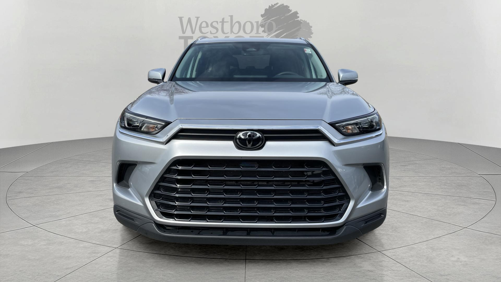 2024 Toyota Grand Highlander XLE photo 2