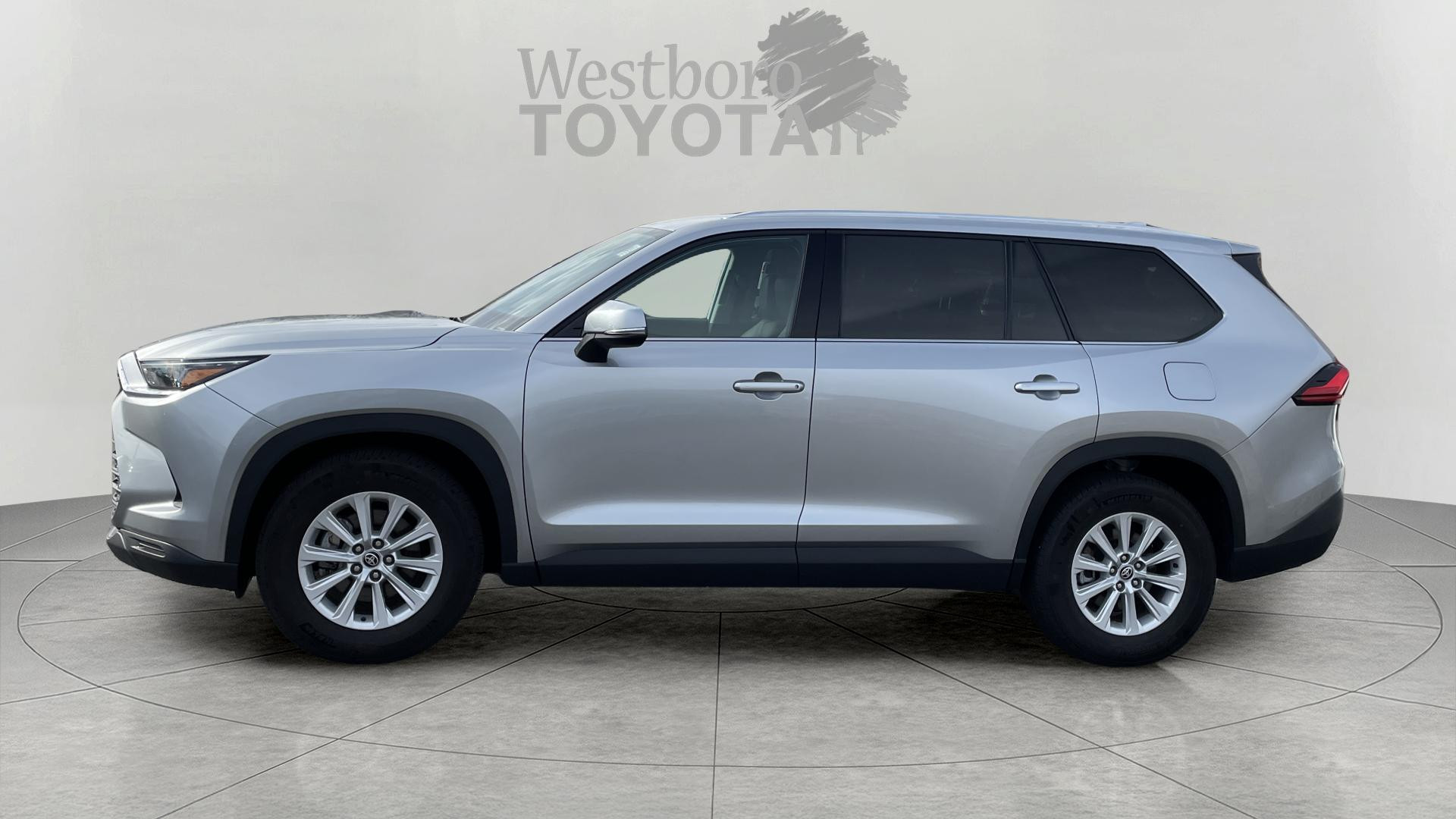 2024 Toyota Grand Highlander XLE photo 4