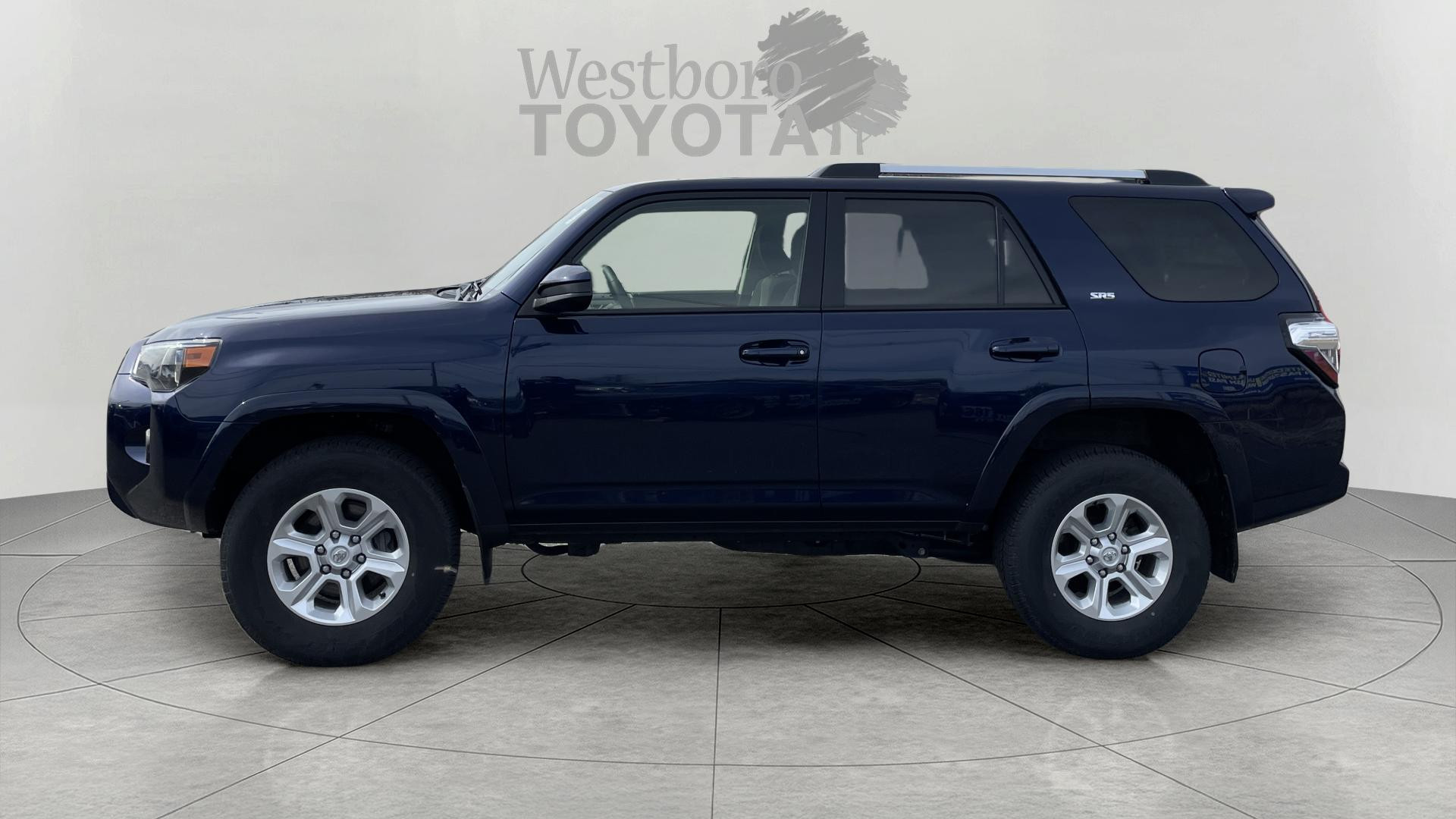 2024 Toyota 4Runner SR5 photo 4