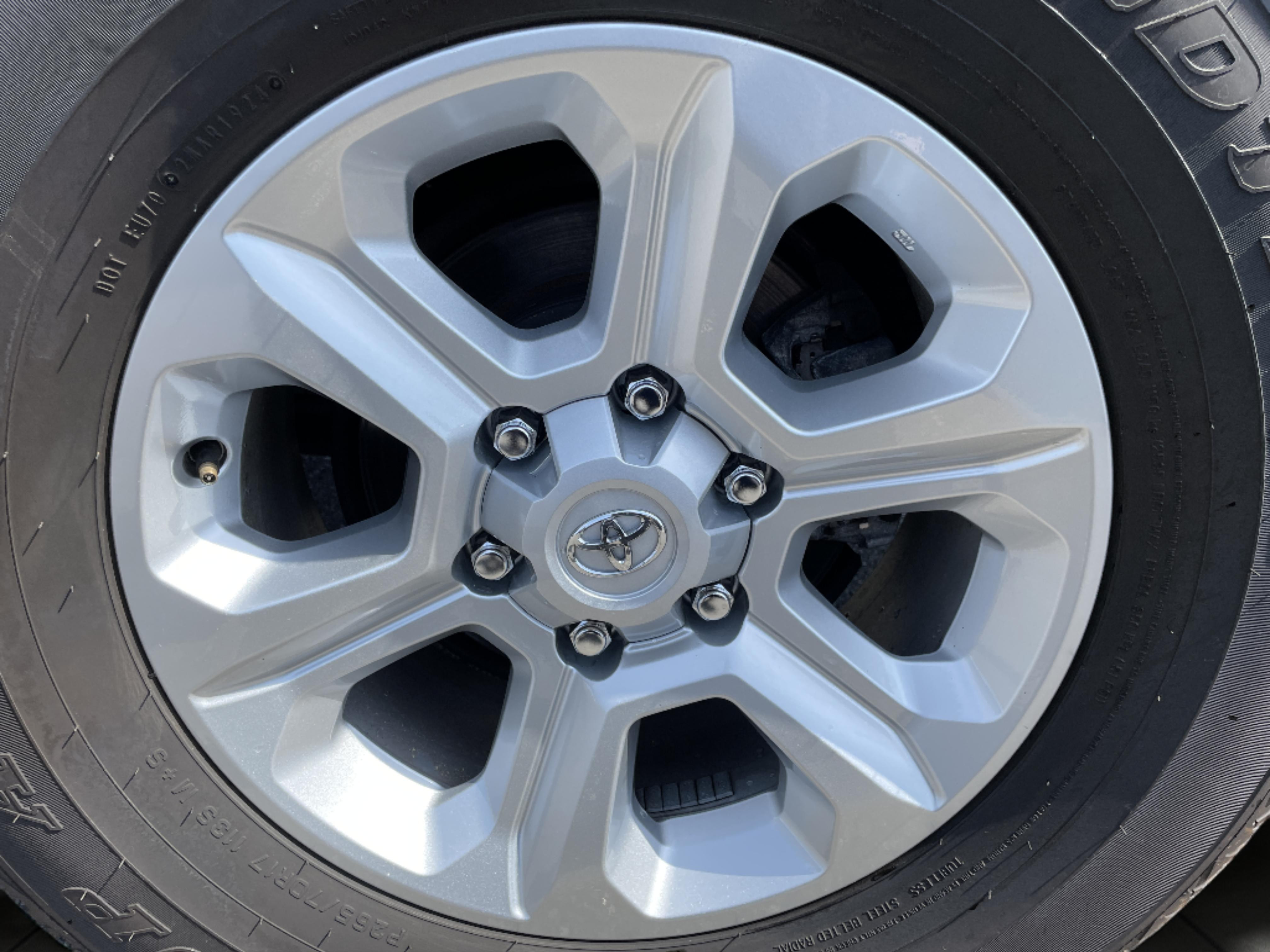 2024 Toyota 4Runner SR5 photo 11