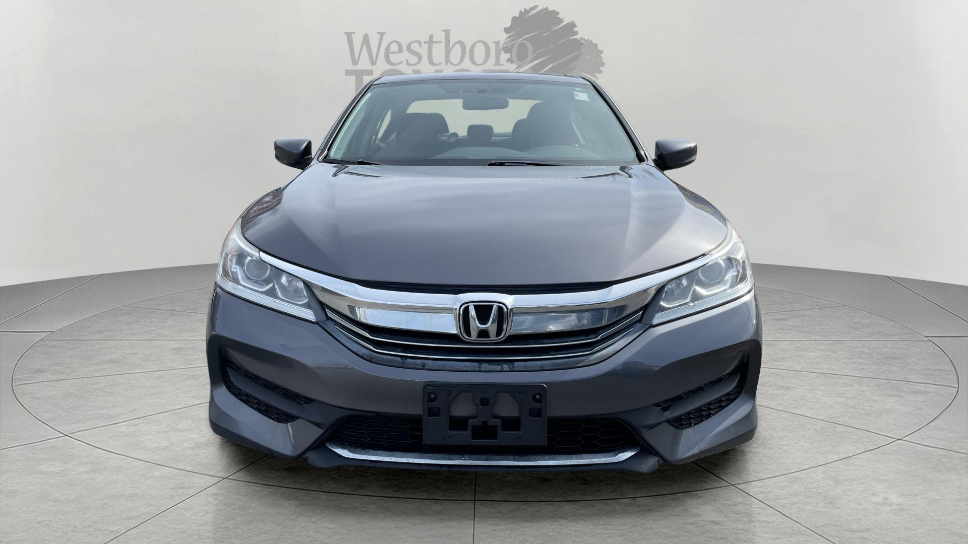 2017 Honda Accord LX photo 2
