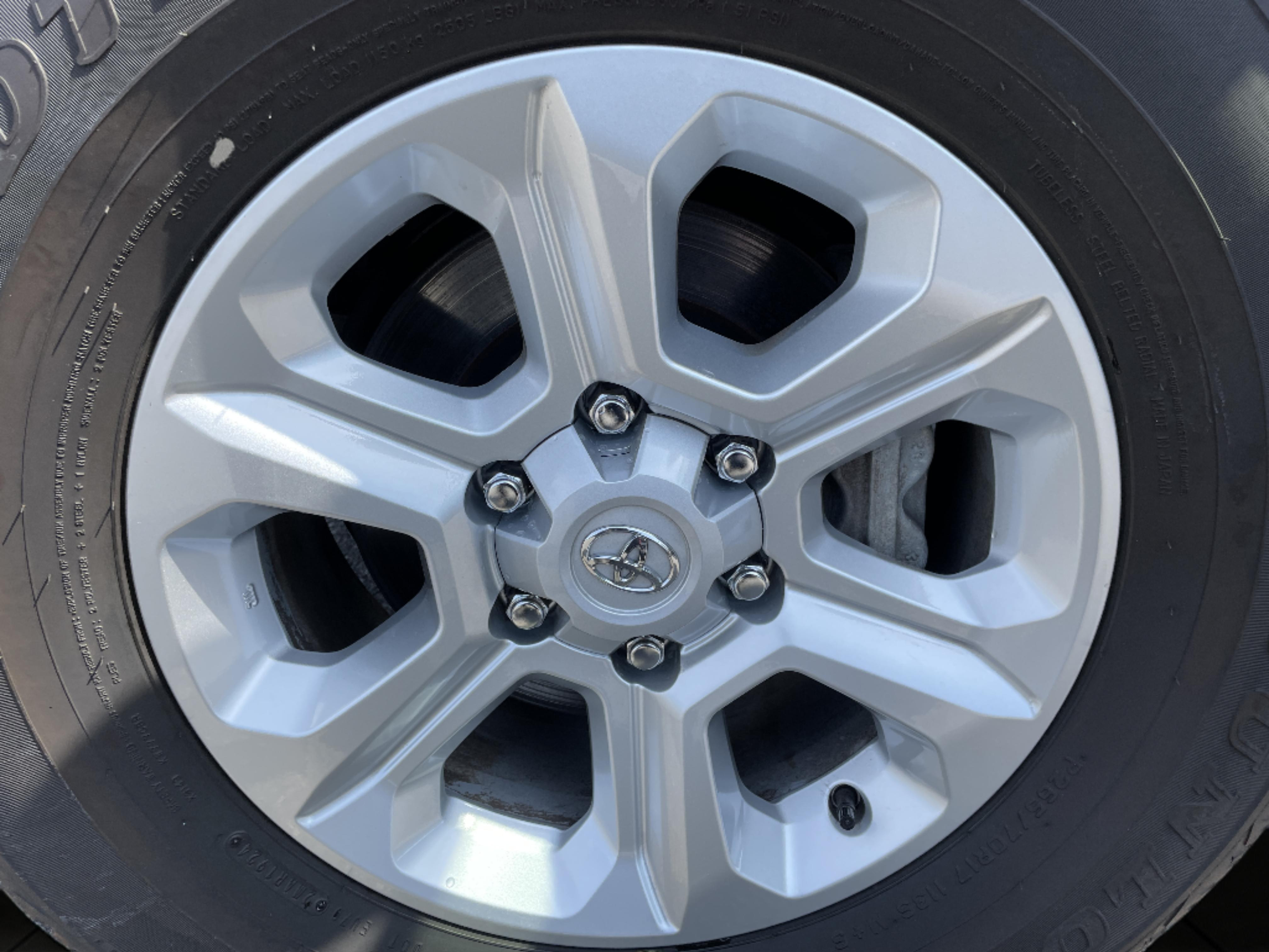 2024 Toyota 4Runner SR5 photo 12