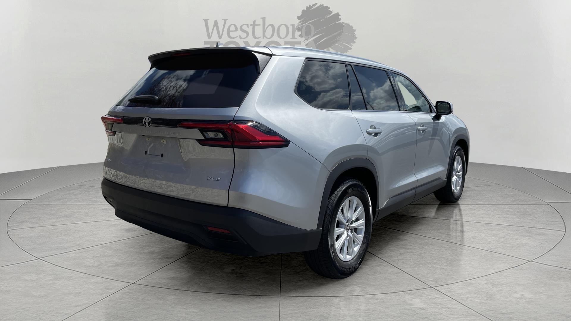 2024 Toyota Grand Highlander XLE photo 5