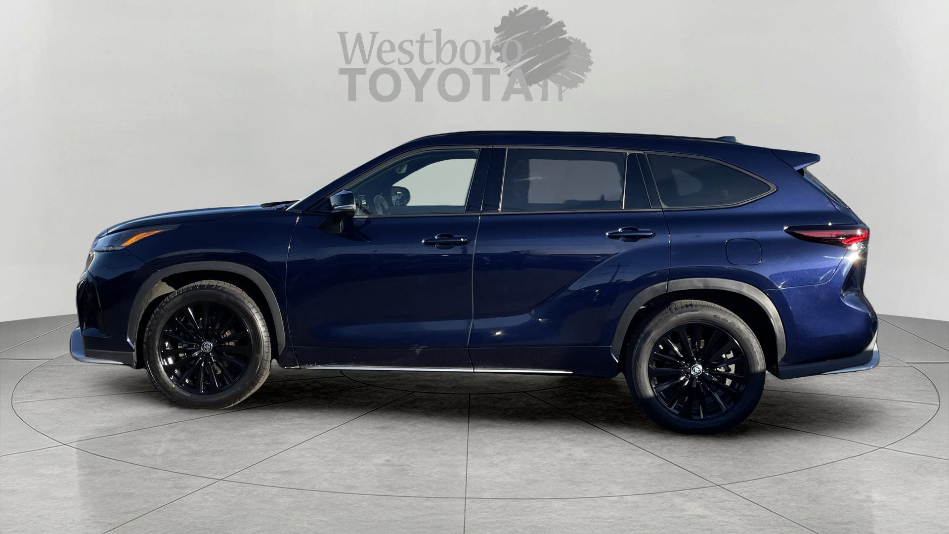 2024 Toyota Highlander XSE photo 4