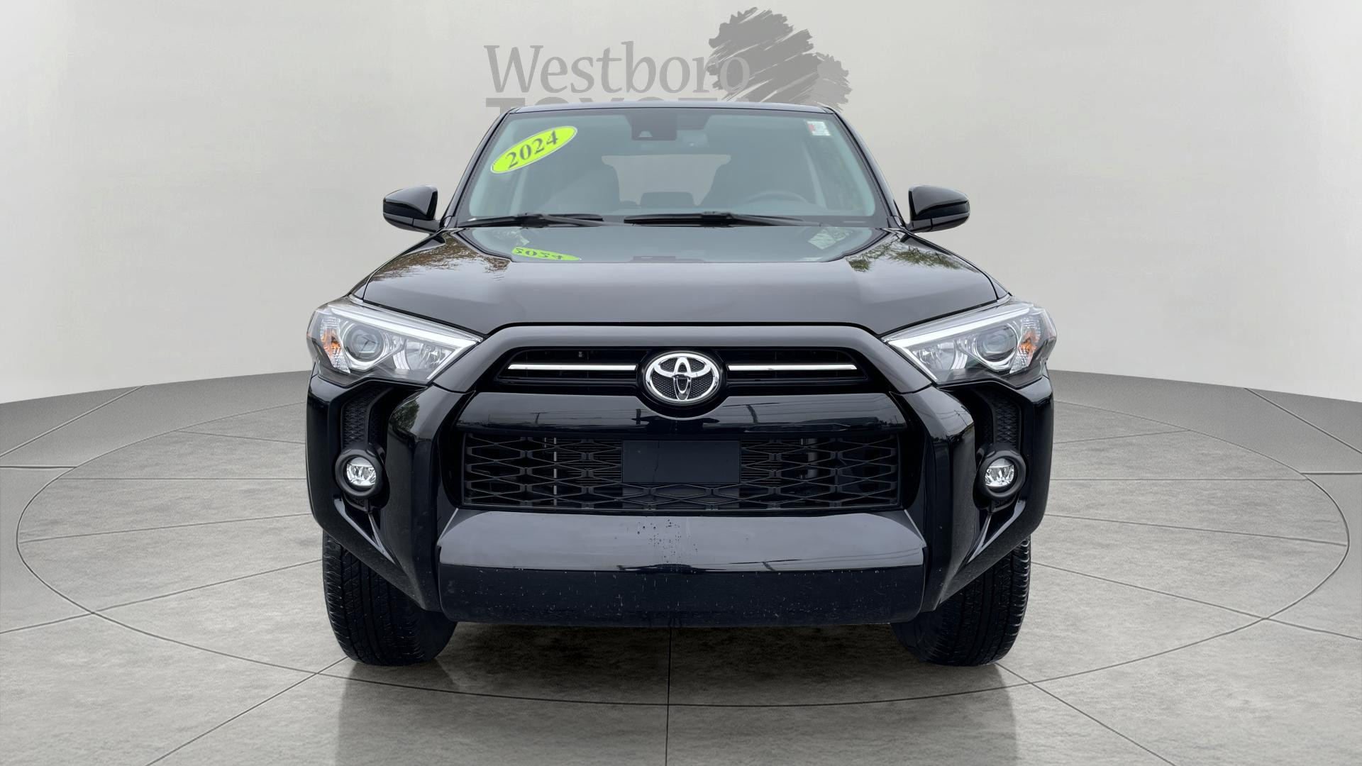 2024 Toyota 4Runner SR5 photo 2