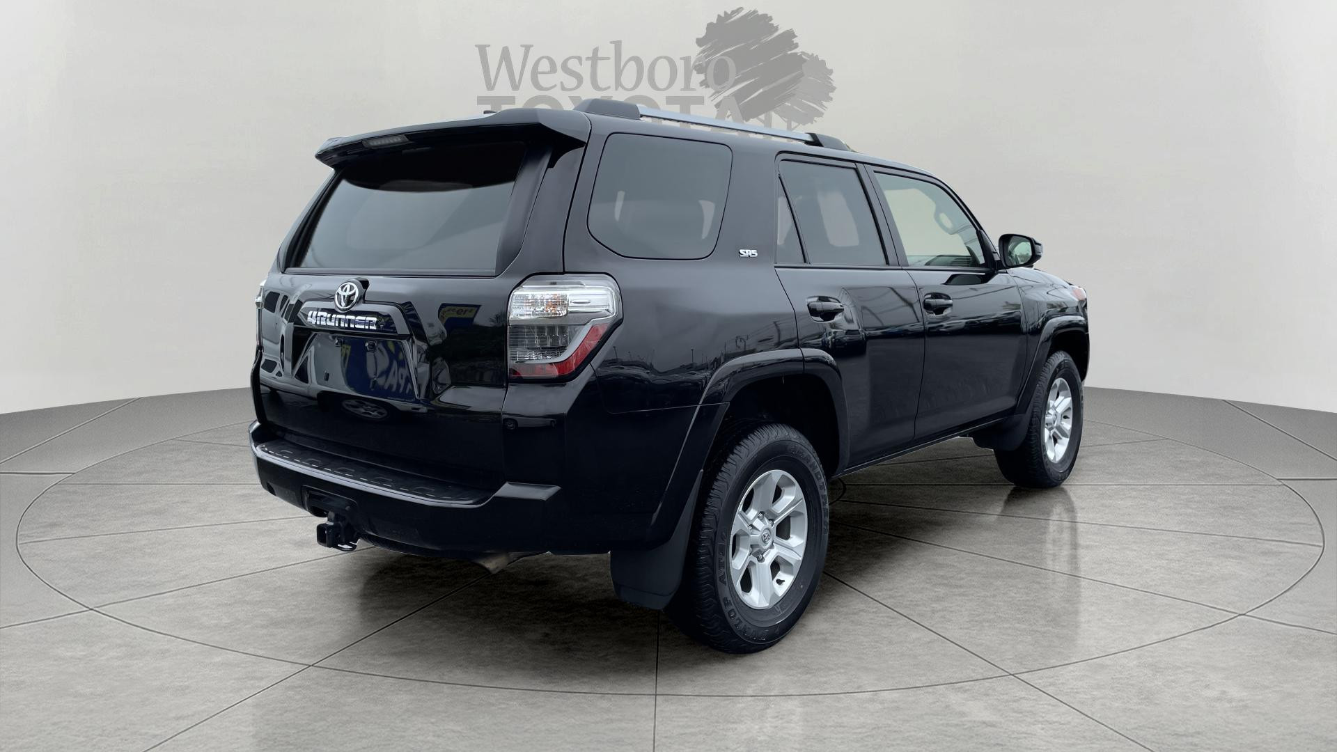 2024 Toyota 4Runner SR5 photo 7