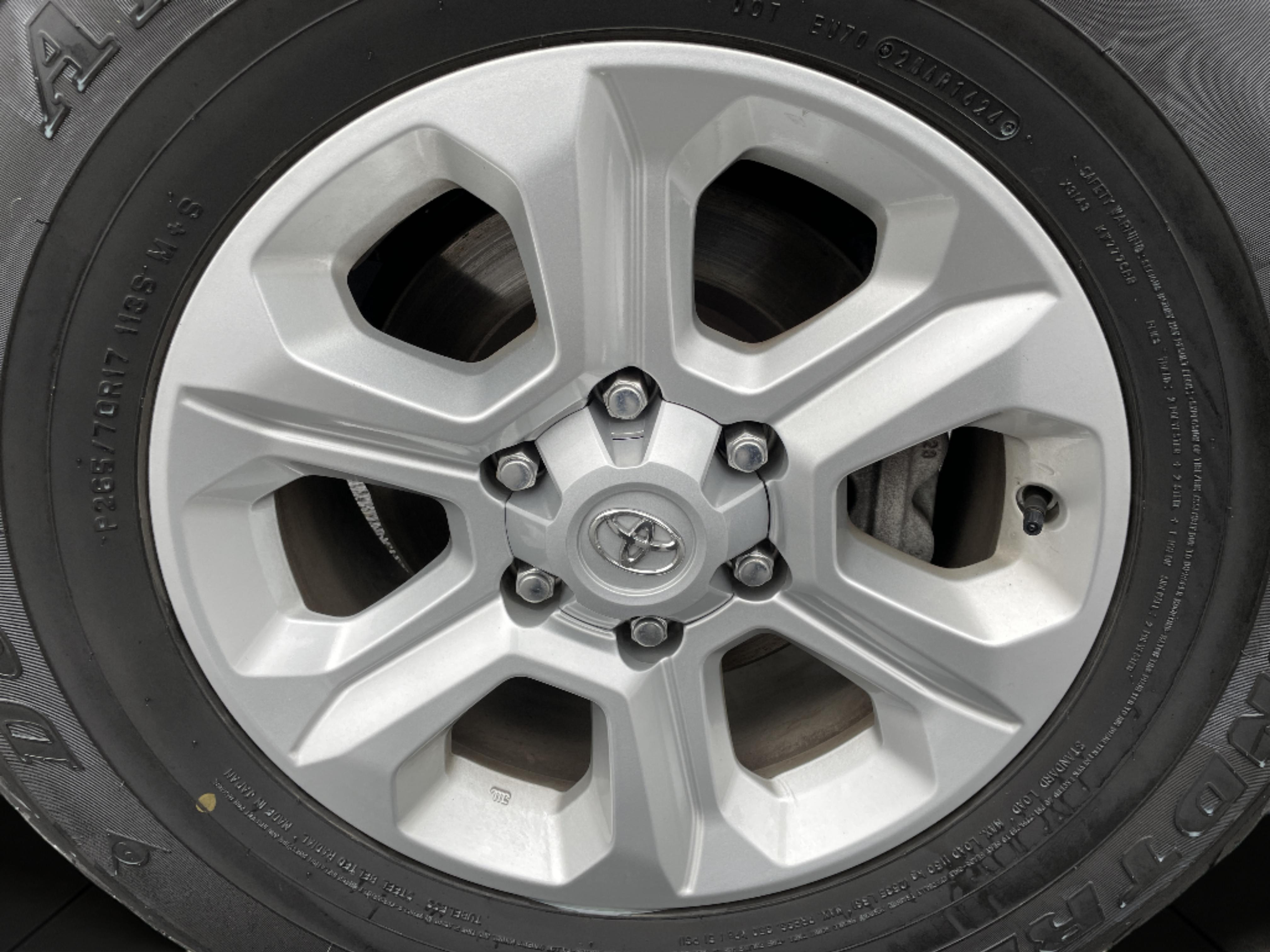 2024 Toyota 4Runner SR5 photo 11
