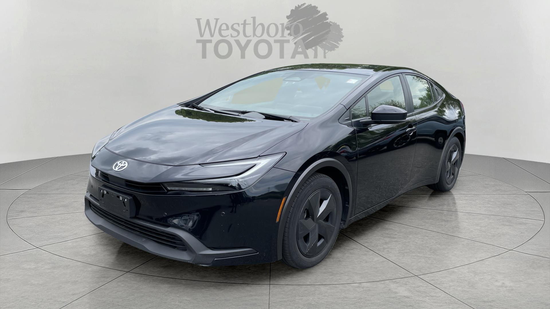 2024 Toyota Prius LE photo 3