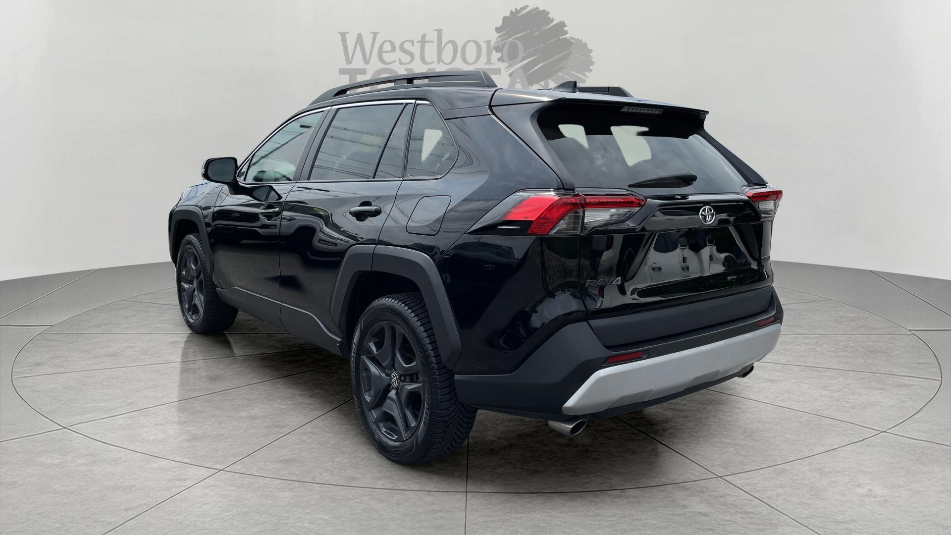 2023 Toyota RAV4 Adventure photo 4