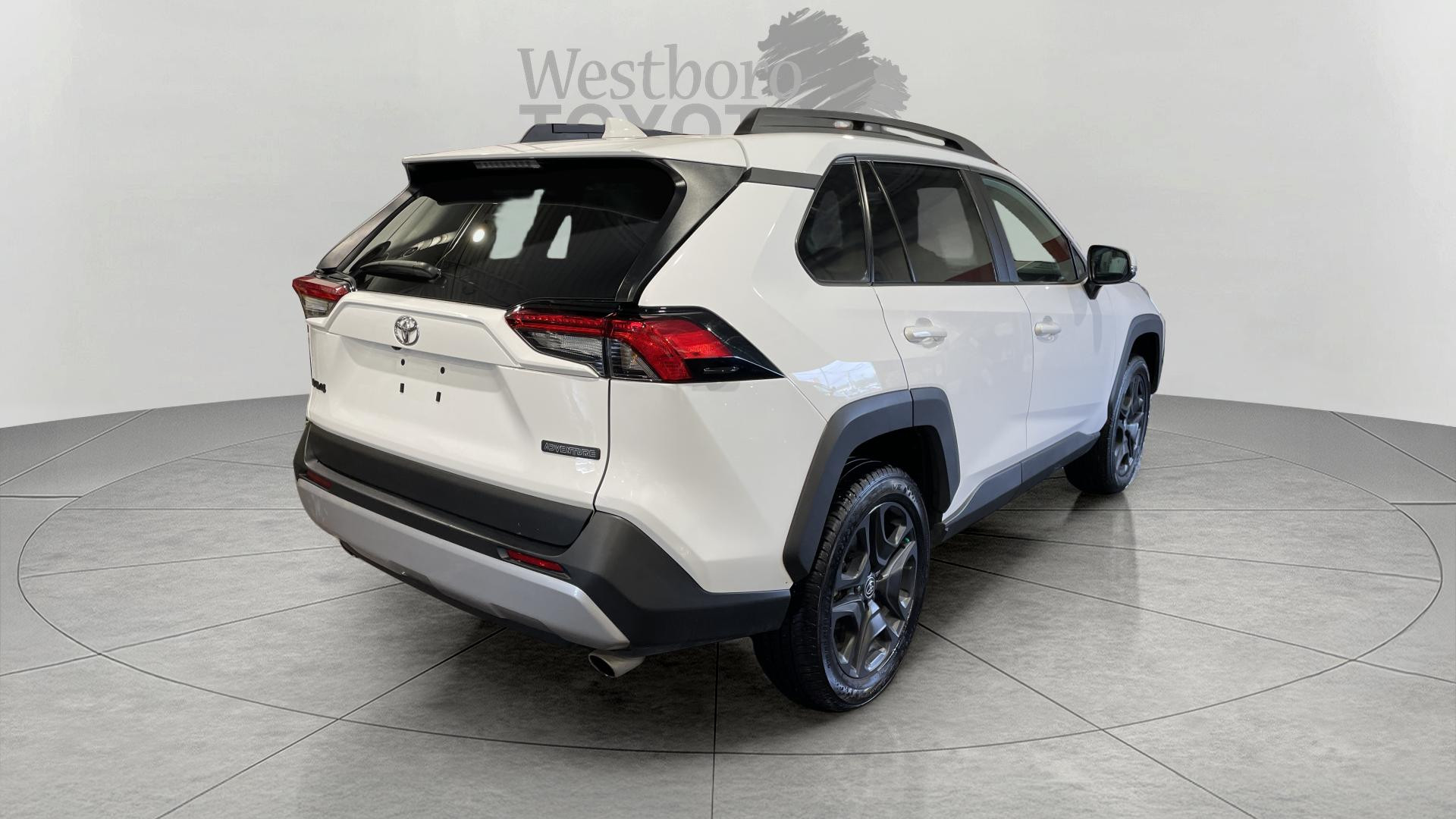 2023 Toyota RAV4 Adventure photo 5