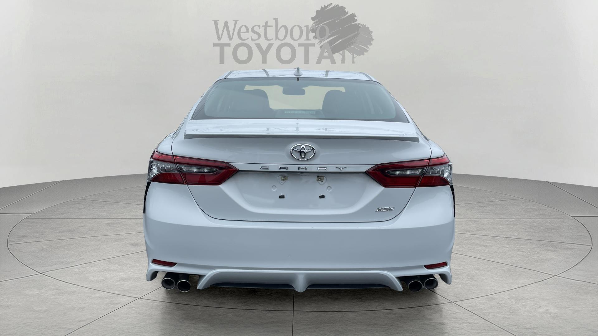 2023 Toyota Camry XSE photo 4
