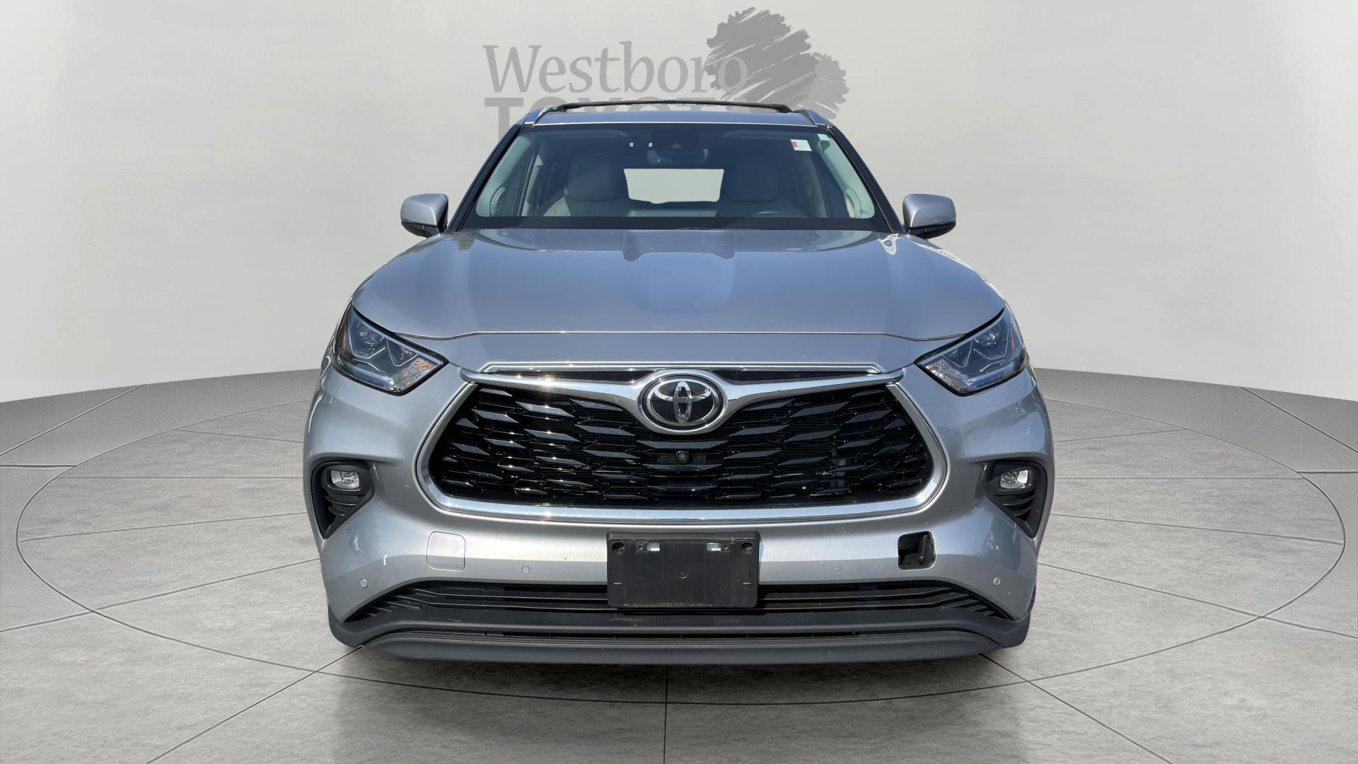 2022 Toyota Highlander Limited photo 2