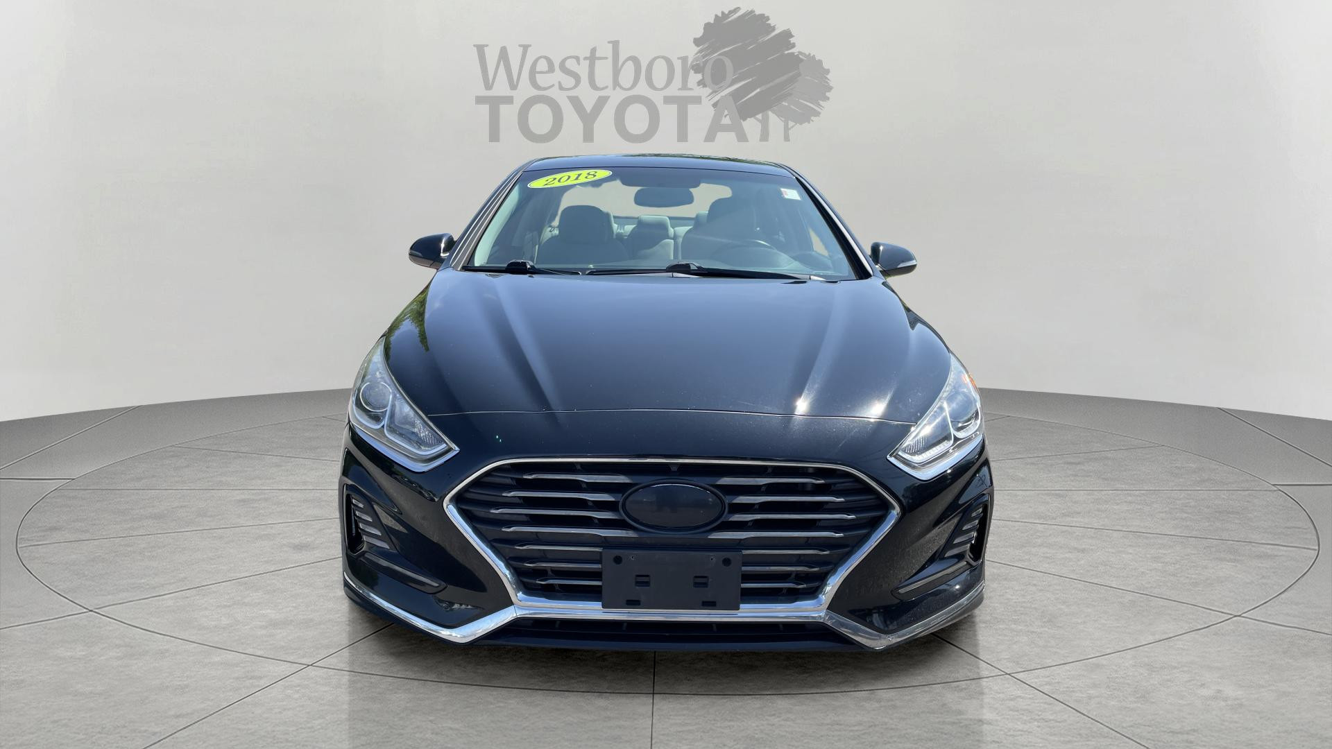 2018 Hyundai Sonata SEL photo 2