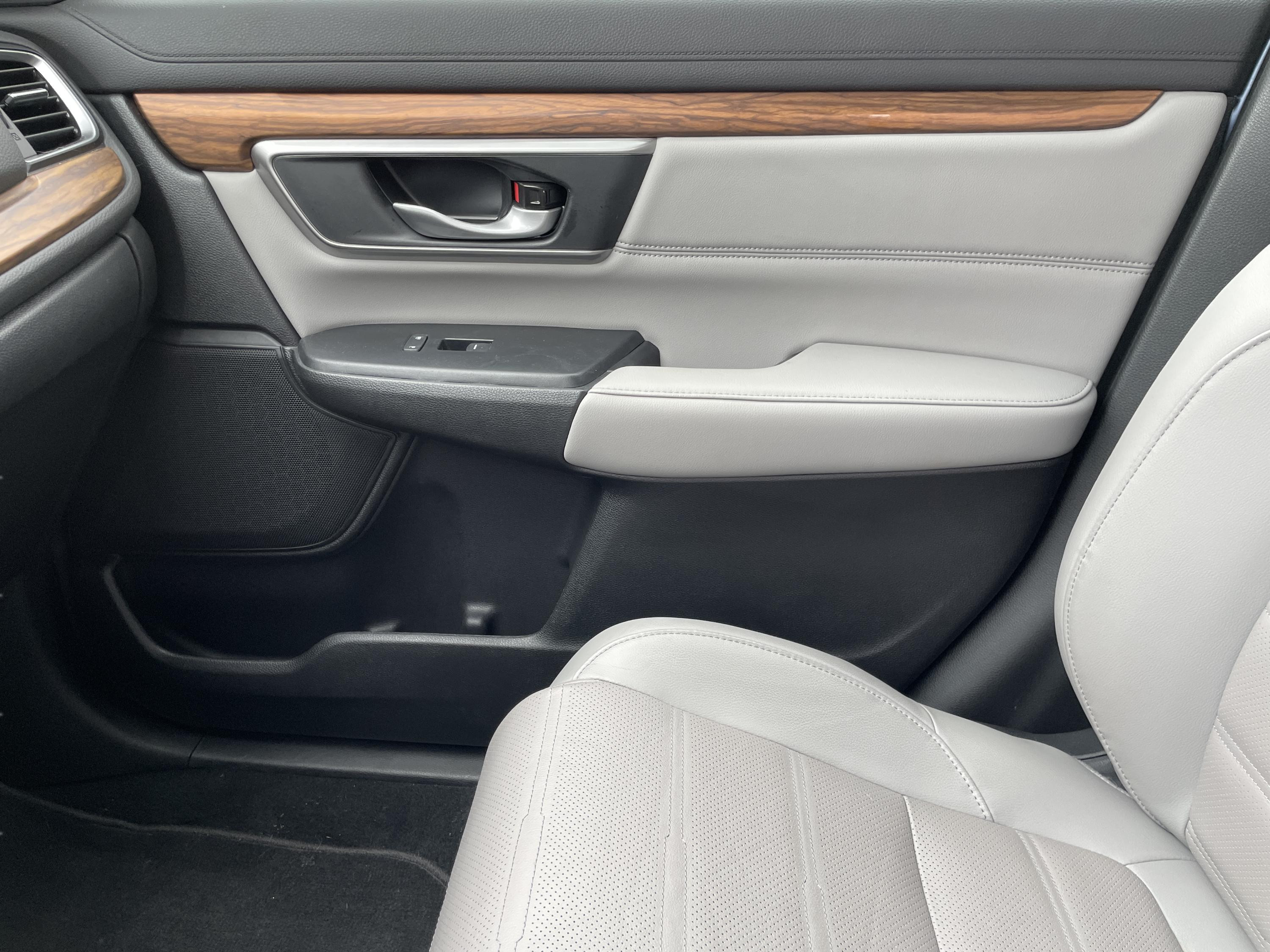 2022 Honda CR-V Hybrid EX-L photo 12