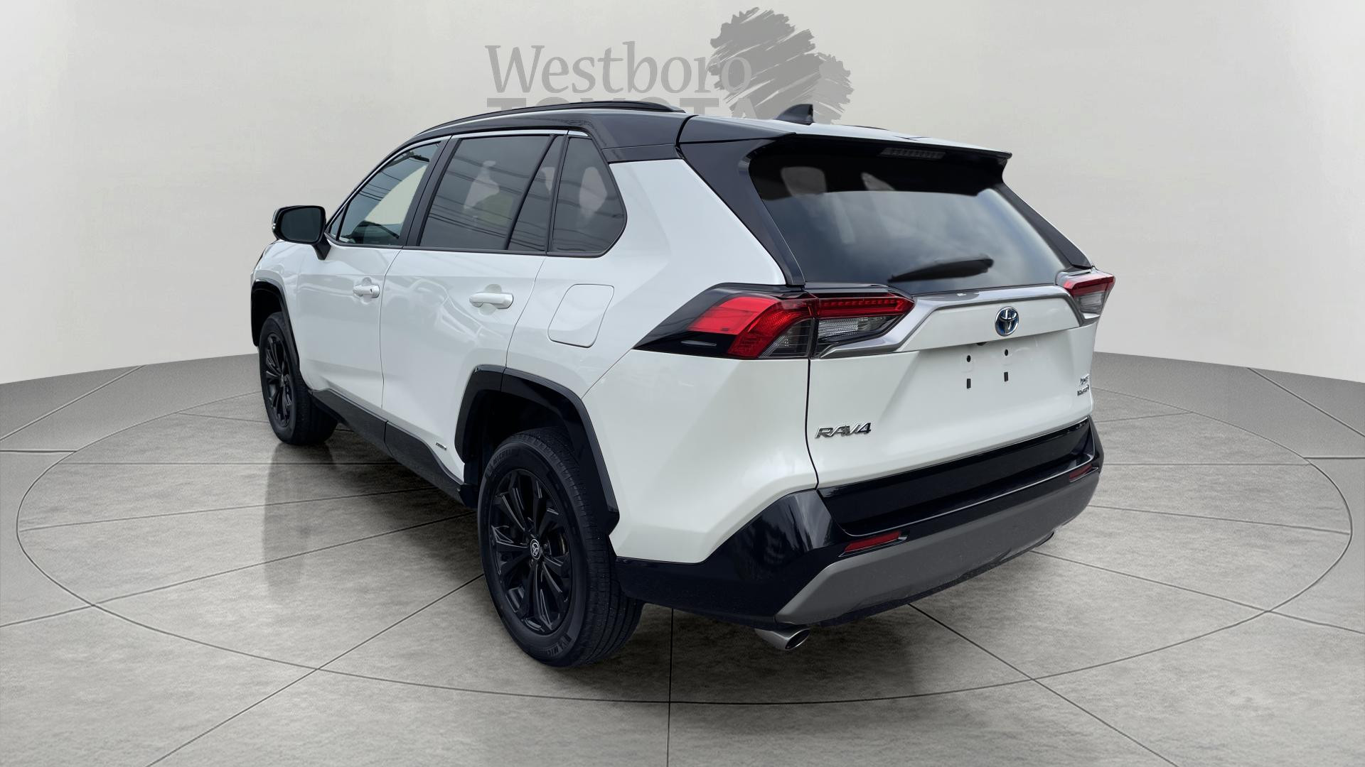 2022 Toyota RAV4 XSE photo 5