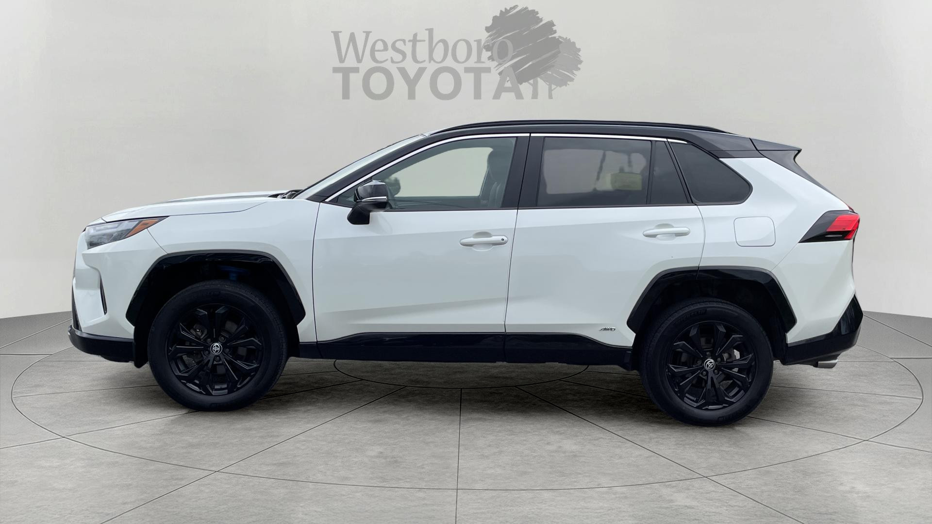 2022 Toyota RAV4 XSE photo 4