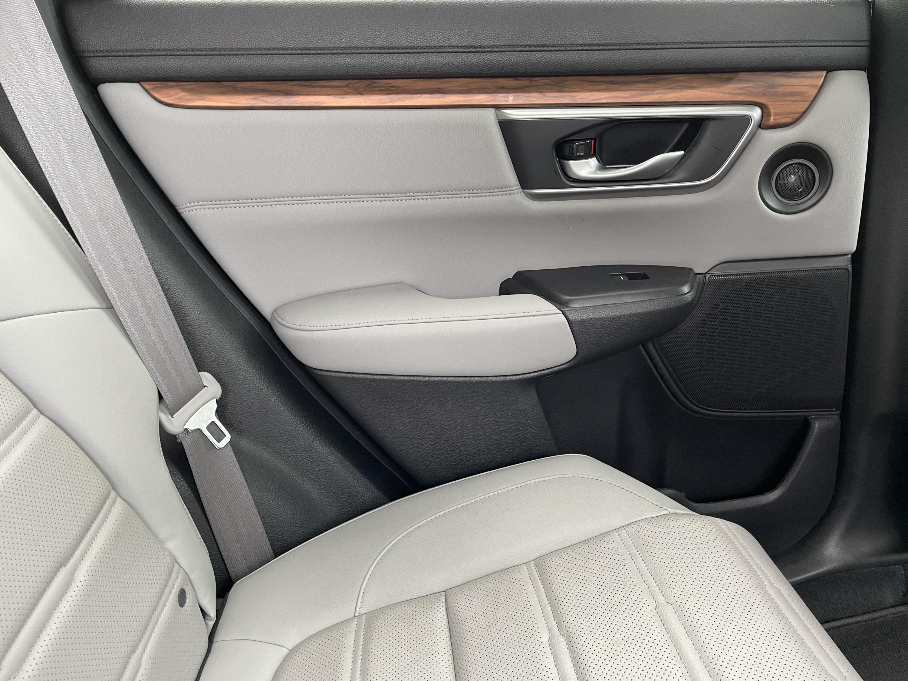 2022 Honda CR-V Hybrid EX-L photo 11