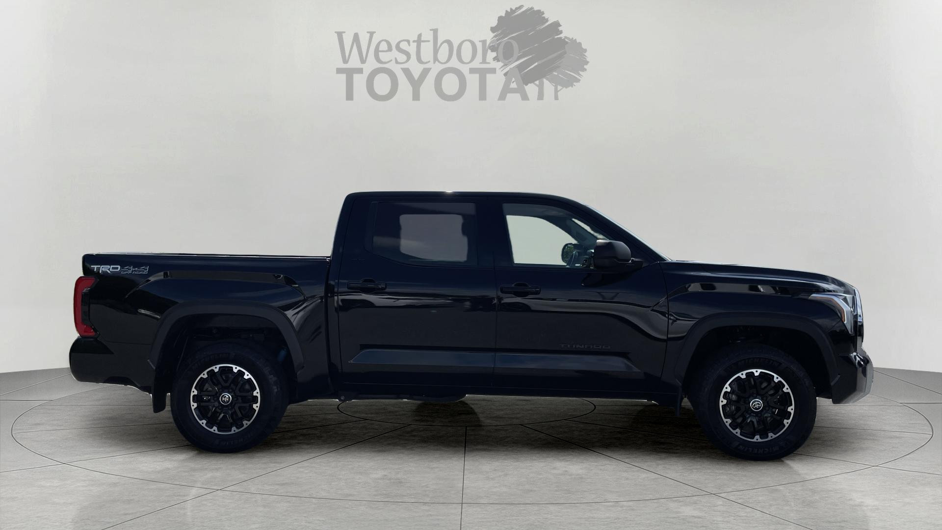 2024 Toyota Tundra SR5 photo 7
