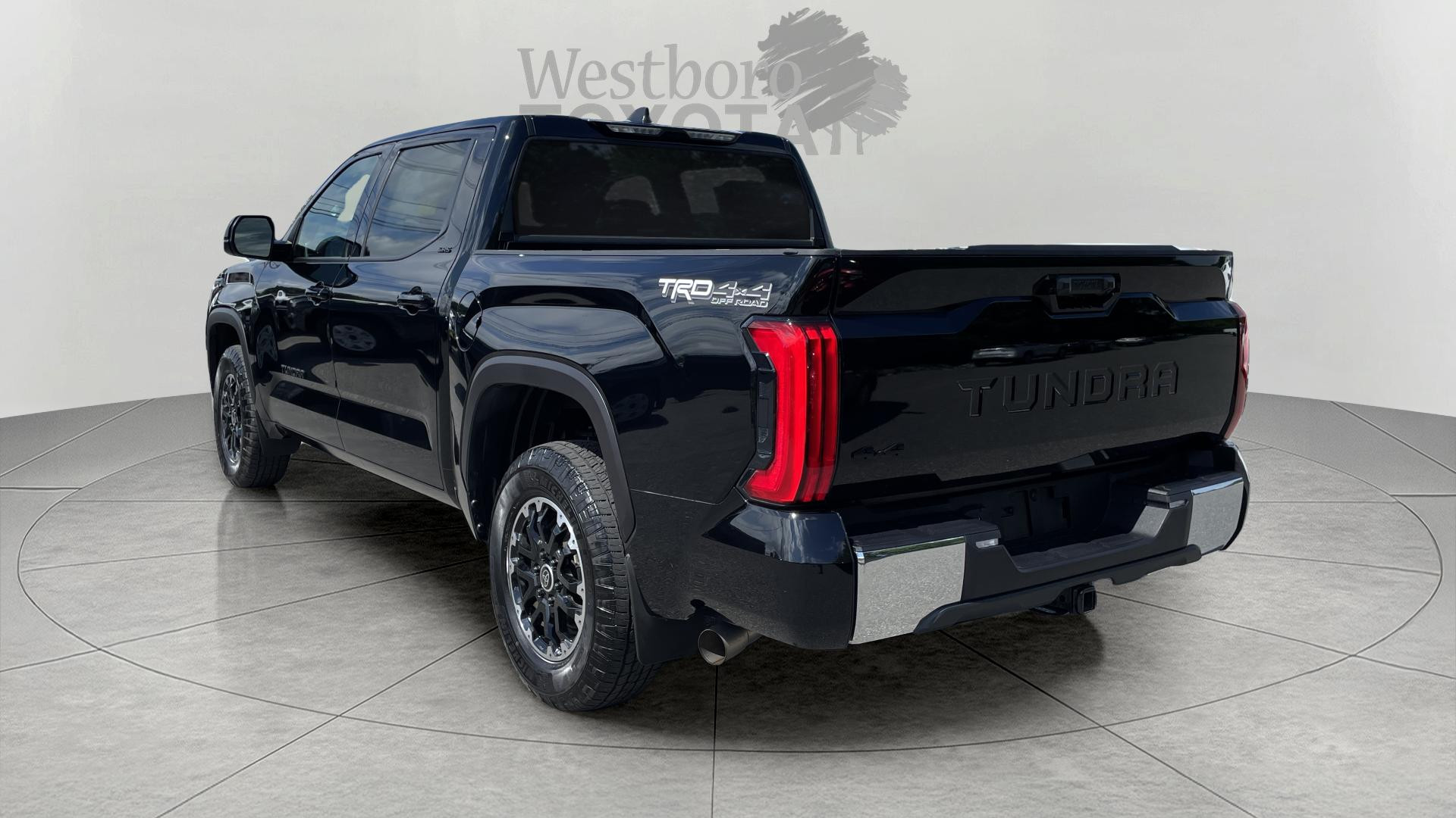 2024 Toyota Tundra SR5 photo 4