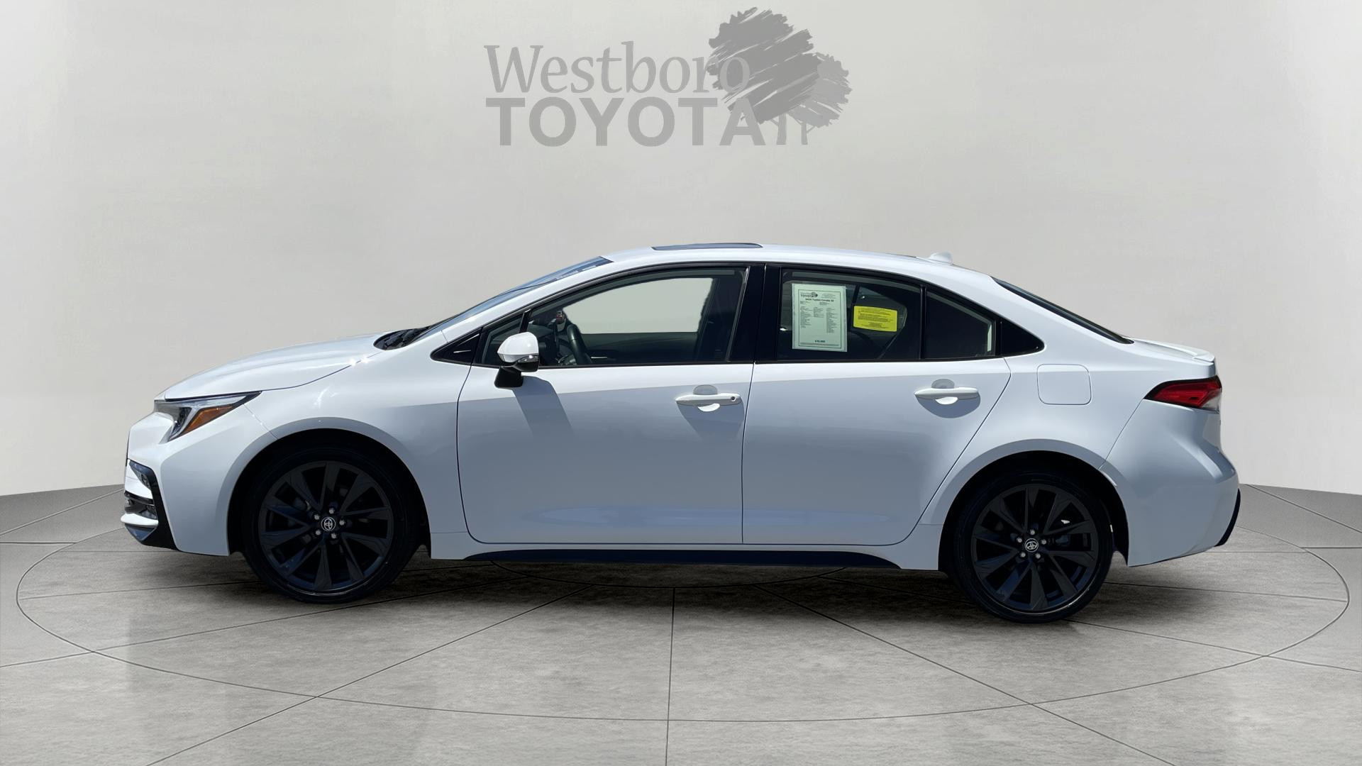2024 Toyota Corolla SE Premium photo 4