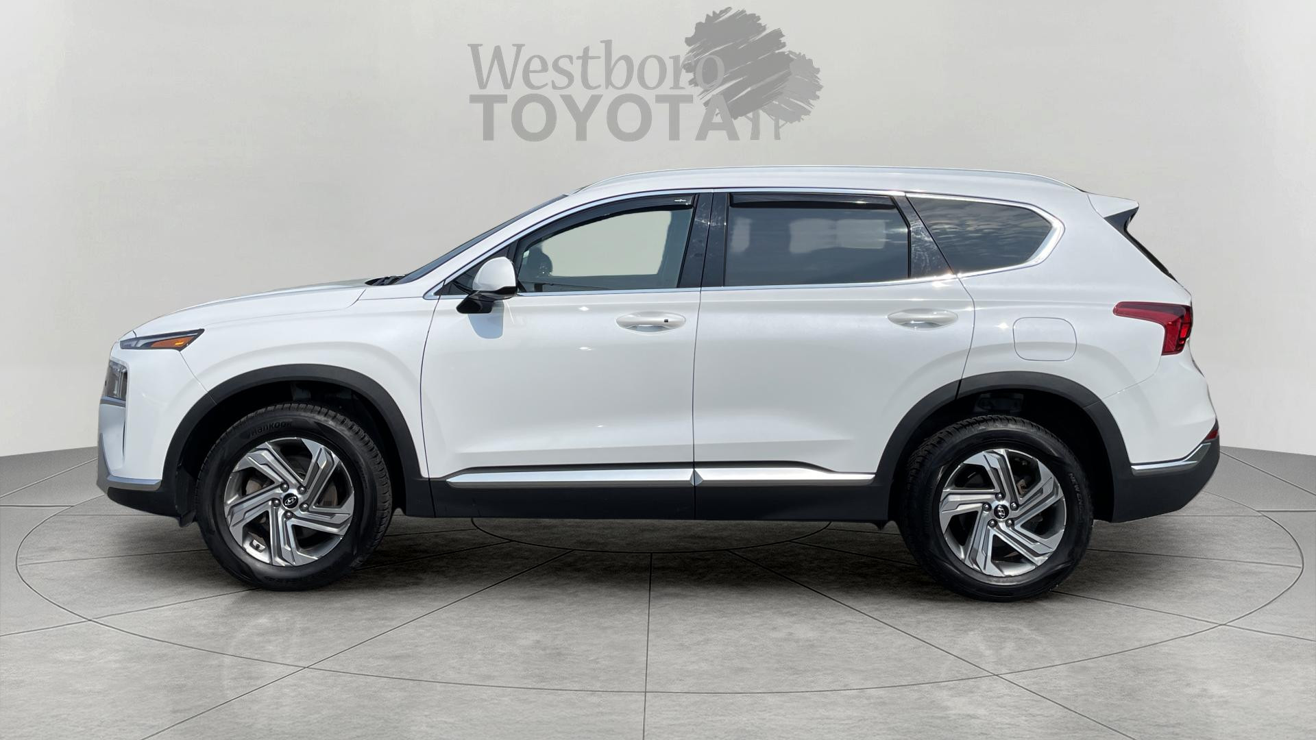 2022 Hyundai Santa Fe SEL photo 4