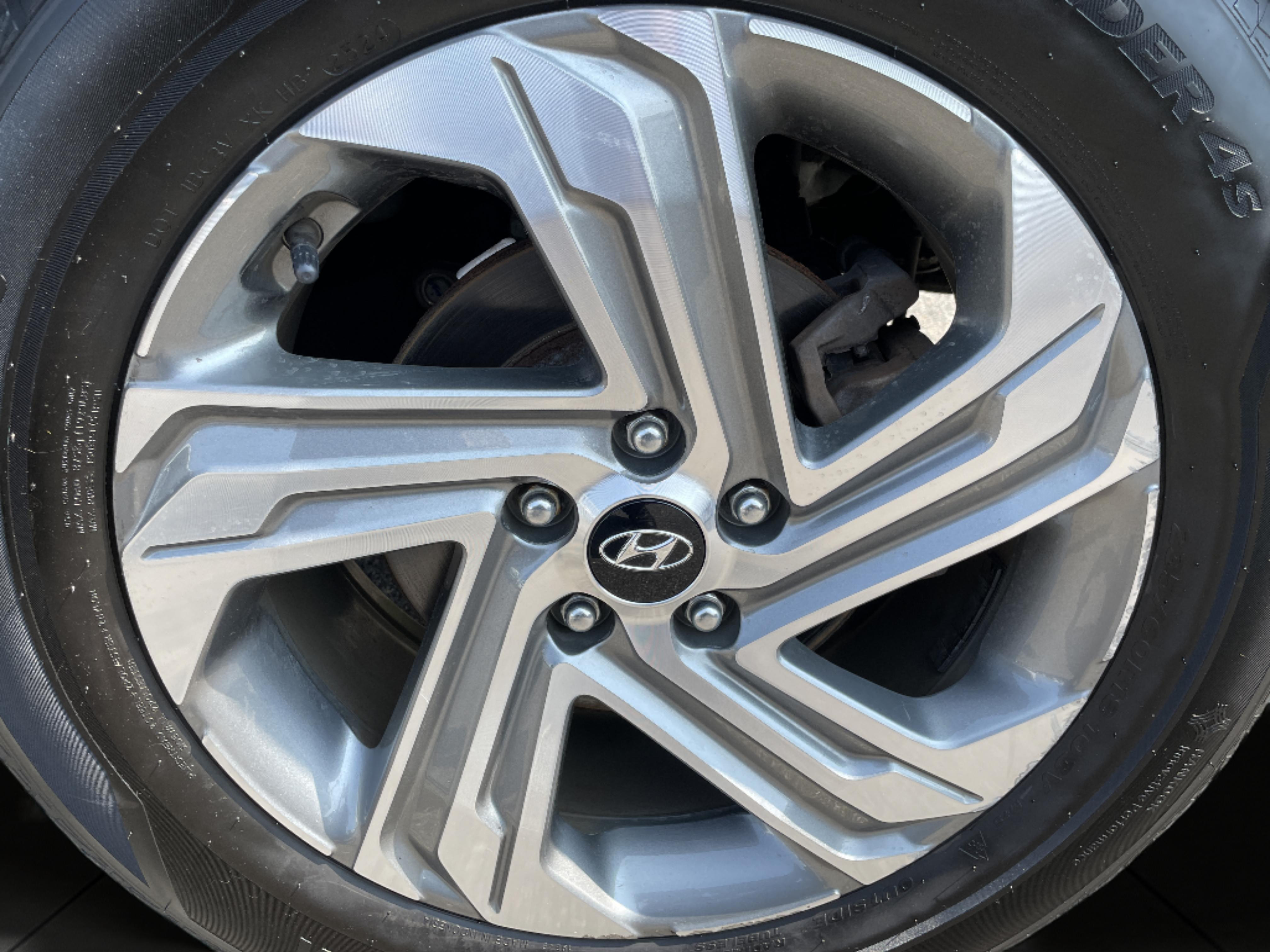 2022 Hyundai Santa Fe SEL photo 12
