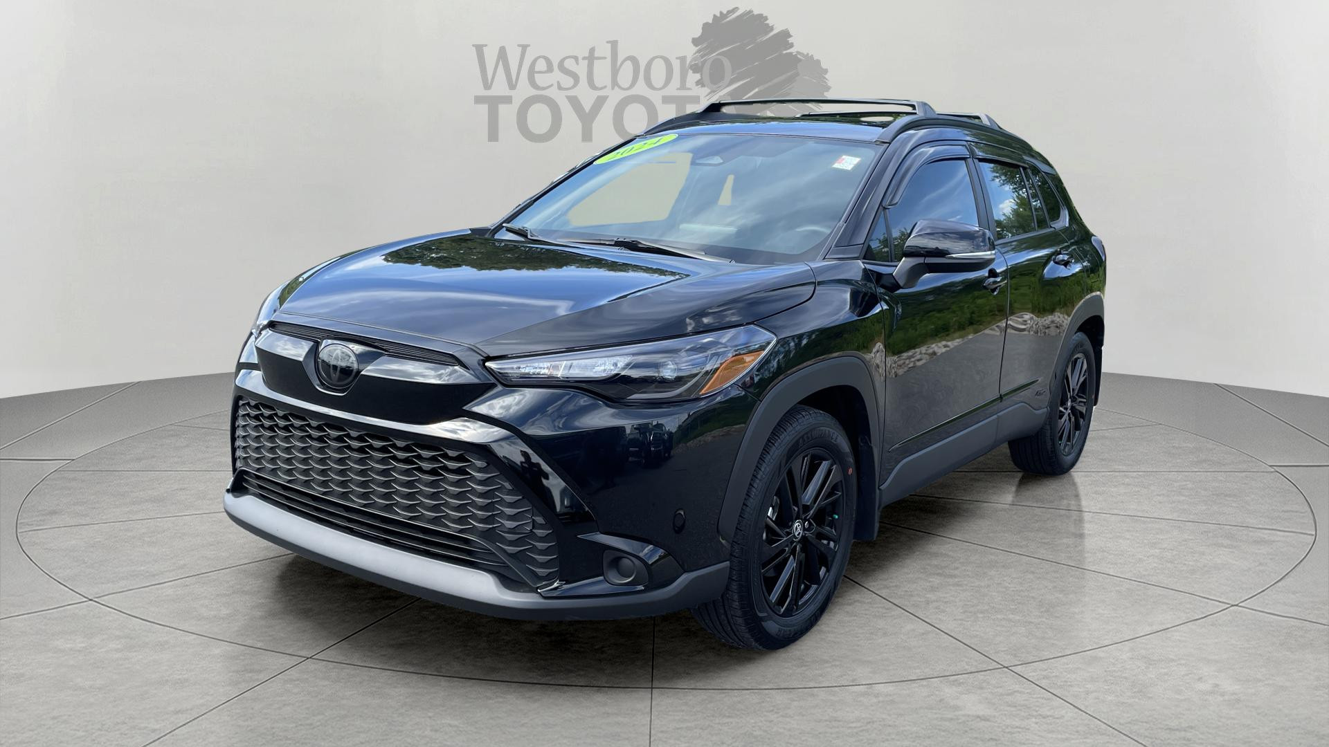 2024 Toyota Corolla Cross Hybrid Nightshade Edition photo 2