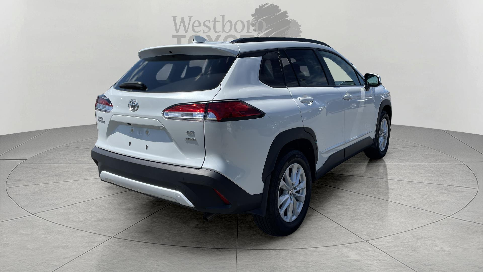 2022 Toyota Corolla Cross LE photo 7