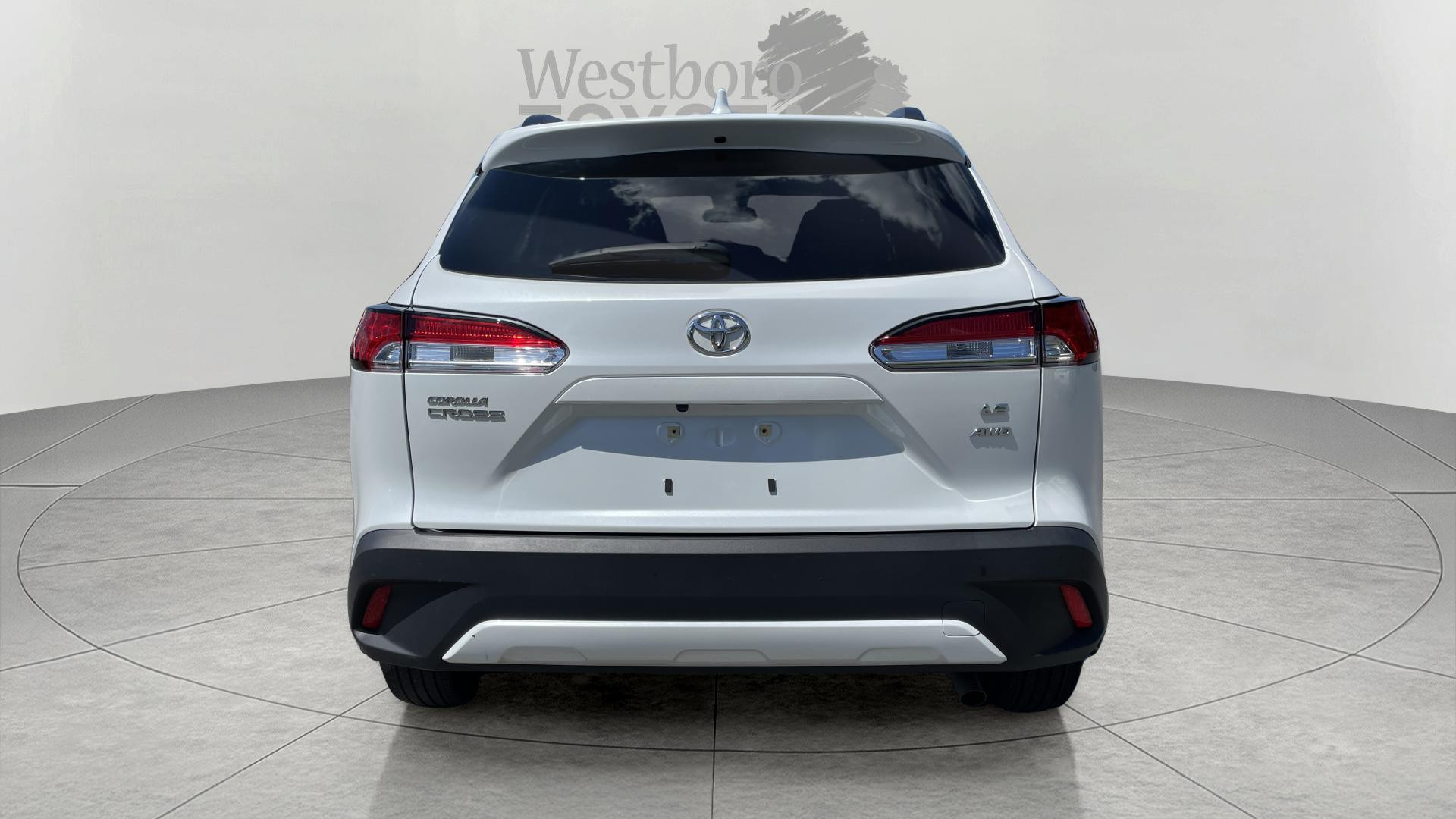 2022 Toyota Corolla Cross LE photo 6