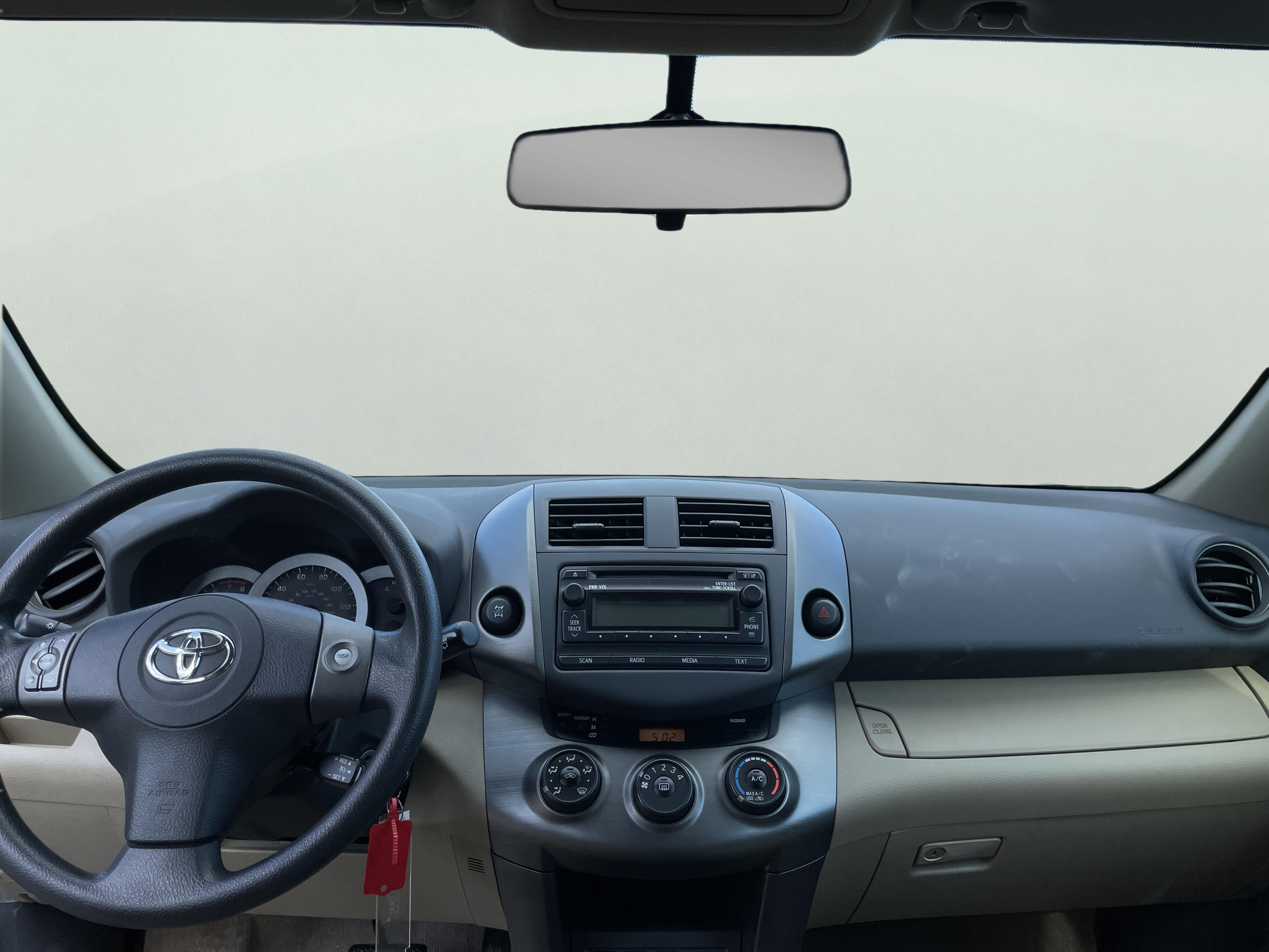 2012 Toyota RAV4 Base photo 9