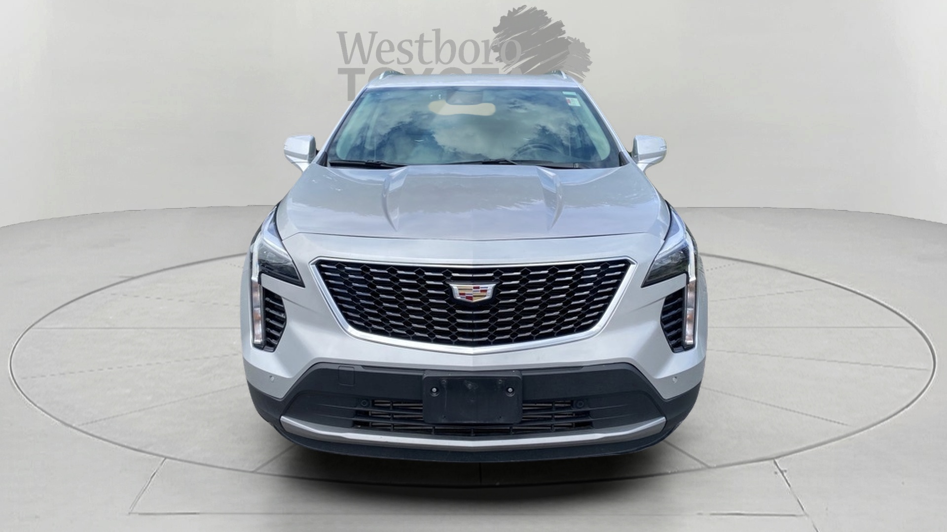 2022 Cadillac XT4 Premium Luxury photo 2