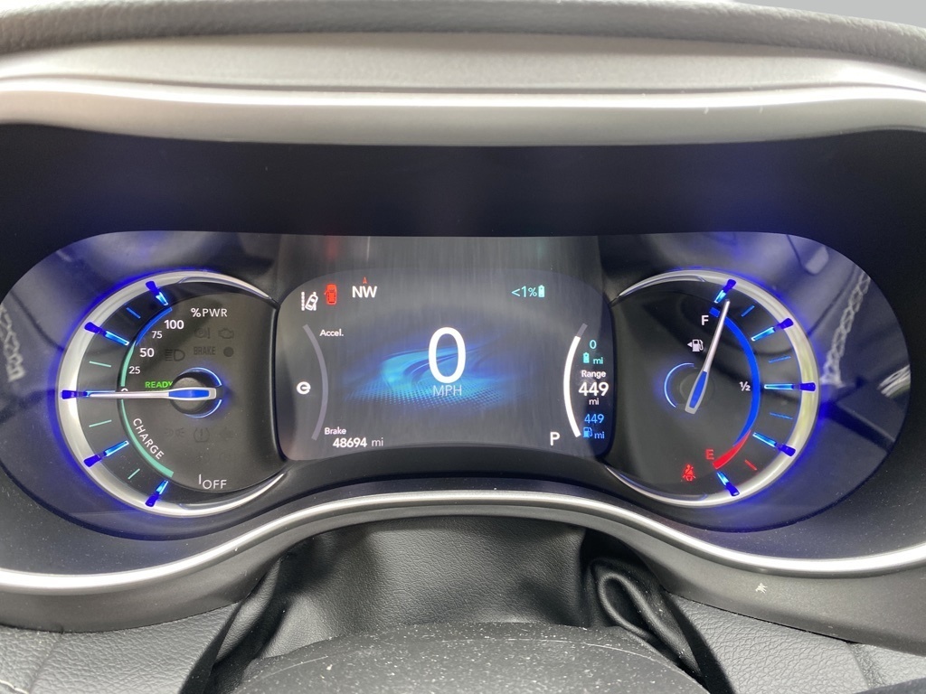 2022 Chrysler Pacifica Hybrid Touring L photo 23
