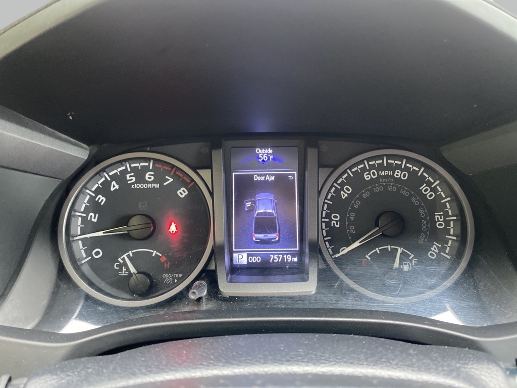 2020 Toyota Tacoma TRD Off-Road photo 21