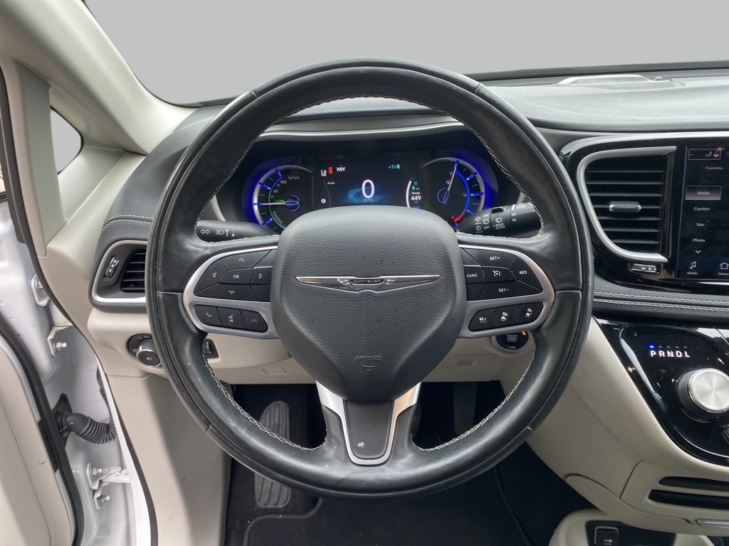 2022 Chrysler Pacifica Hybrid Touring L photo 24