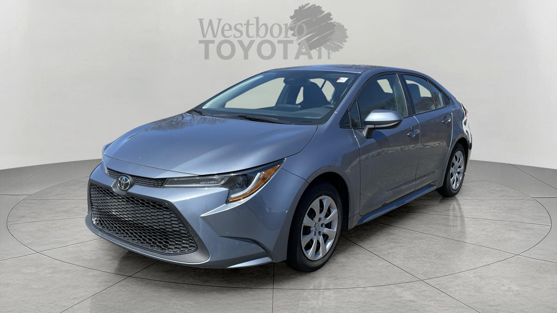 2022 Toyota Corolla LE photo 3