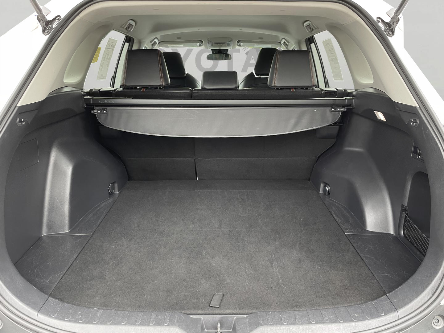 2024 Toyota RAV4 Adventure photo 9