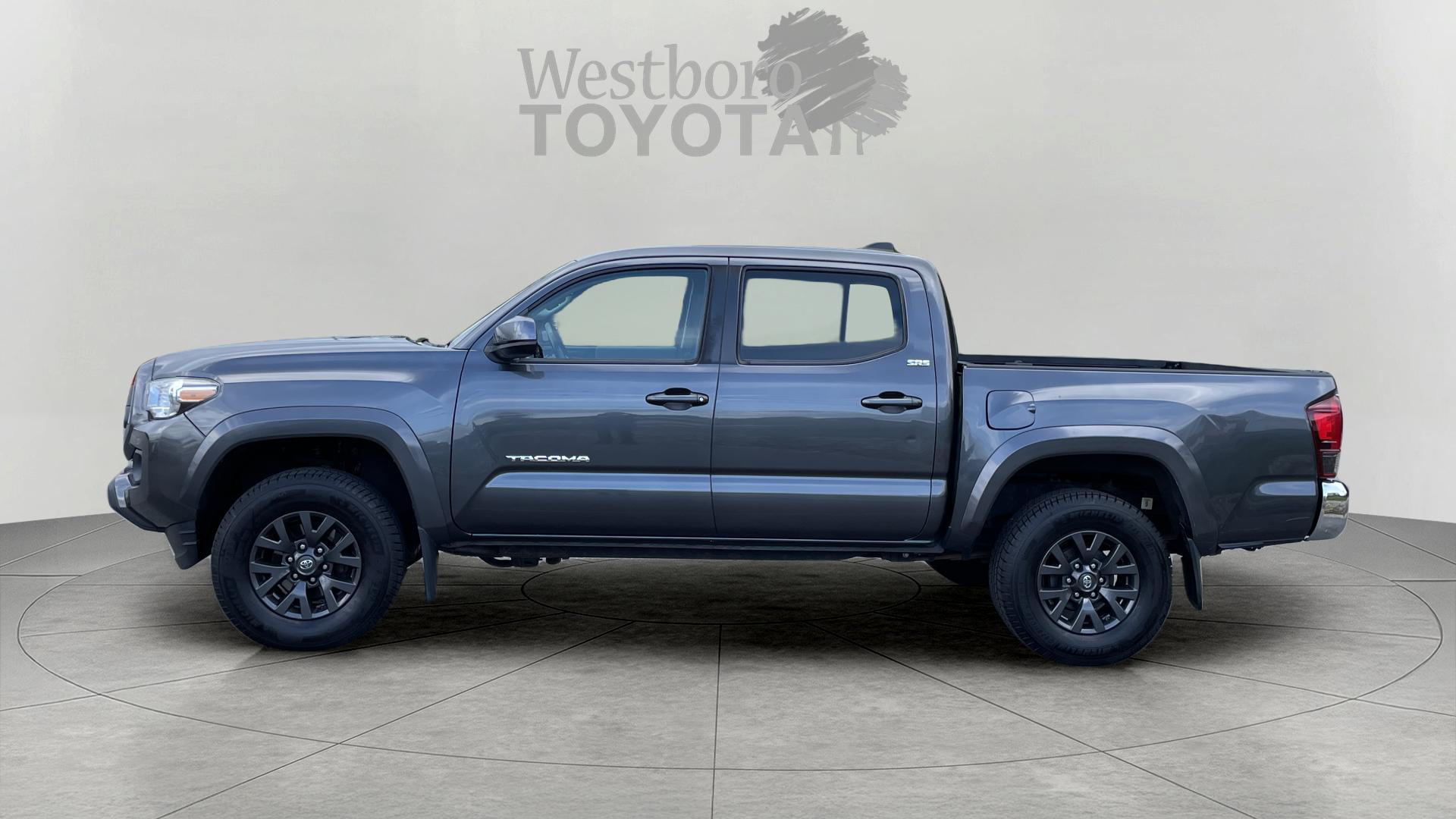 2020 Toyota Tacoma SR5 photo 4