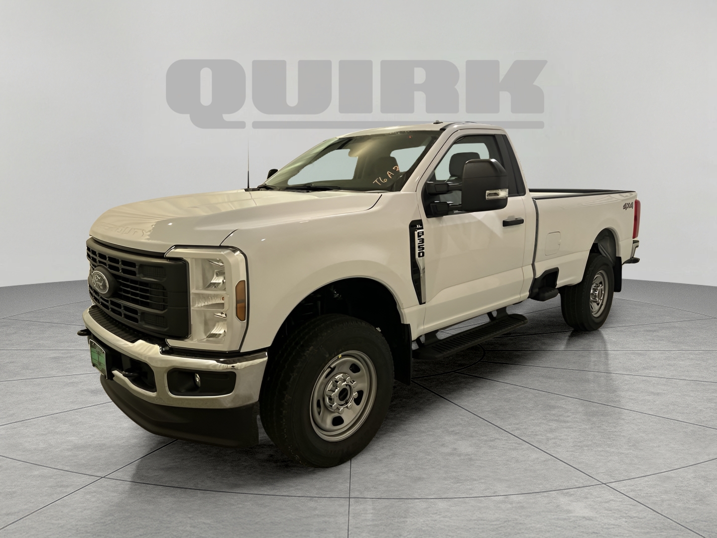 2026 Ford F-350 Super Duty XL's photo