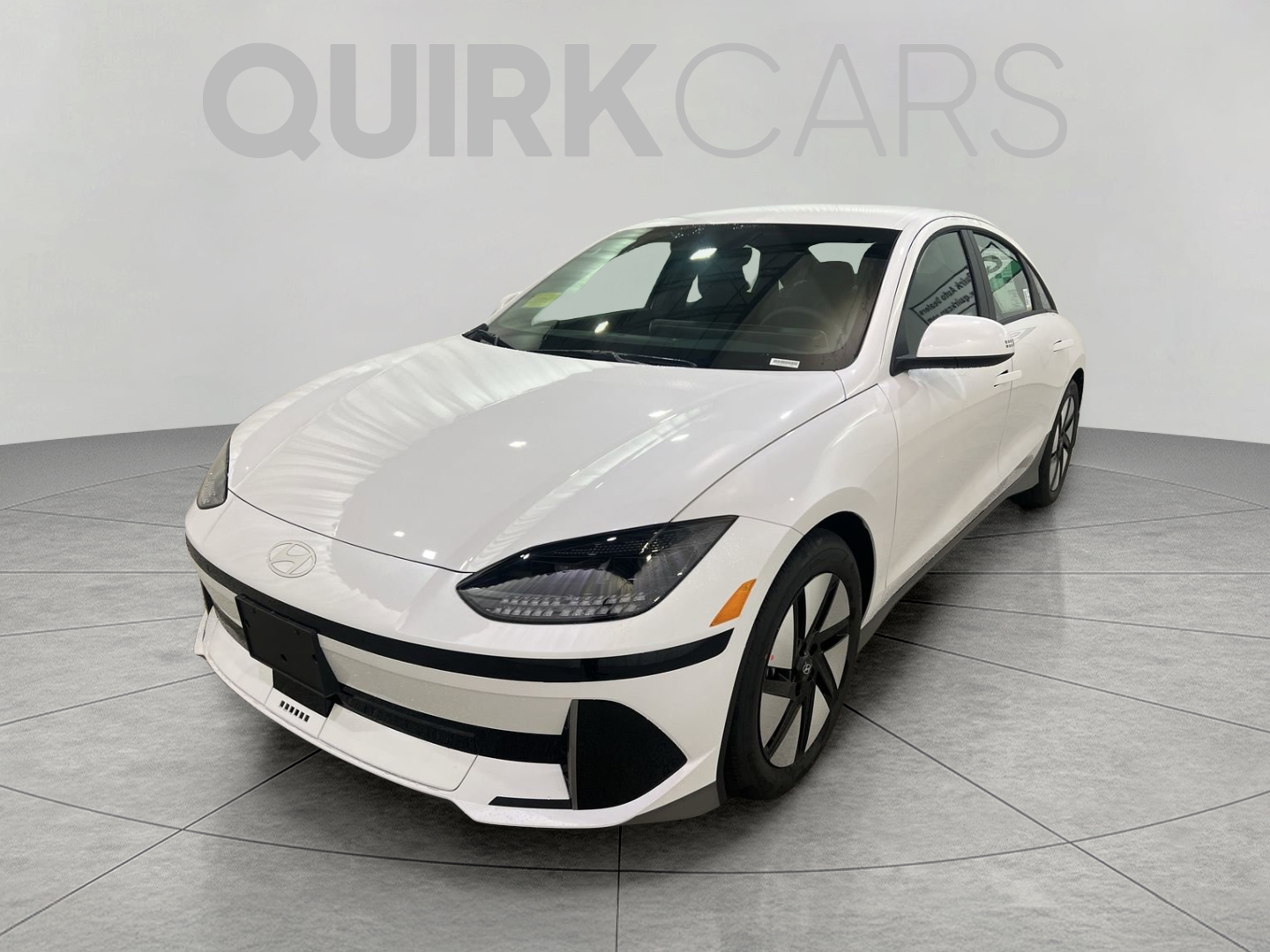 2025 Hyundai IONIQ 6 SE's photo